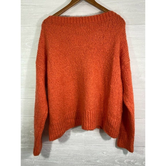 CLUB MONACO Italian Yarn Sweater Medium - Picture 4 of 7